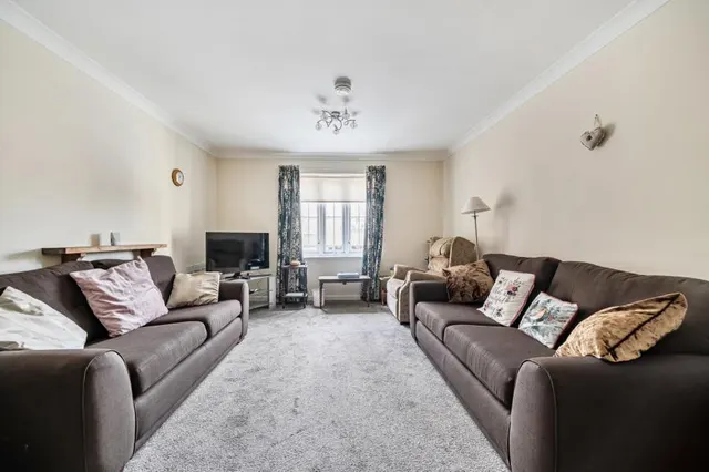 Cresswell Close, Yarnton, OX5, photo 3