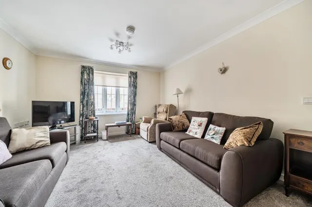 Cresswell Close, Yarnton, OX5, photo 2