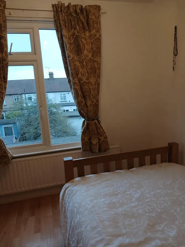 Salisbury Avenue, Barking, IG11 9XU, photo 1