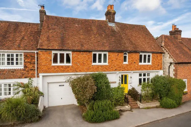 The Square South Harting Petersfield, GU31, photo 1