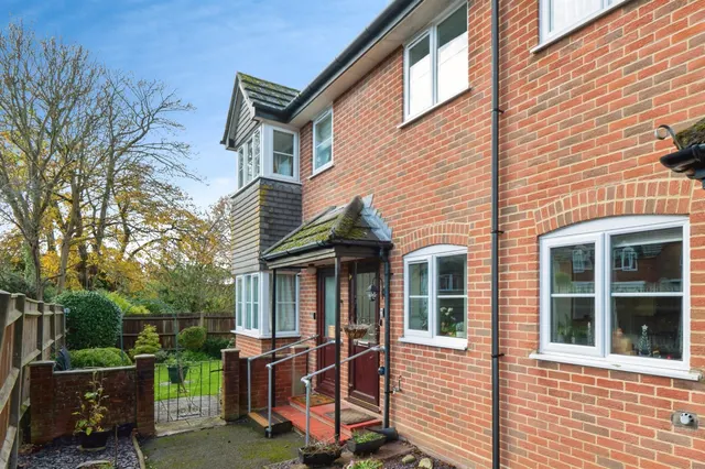 Mortimers Lane, Fair Oak, Eastleigh, photo 1