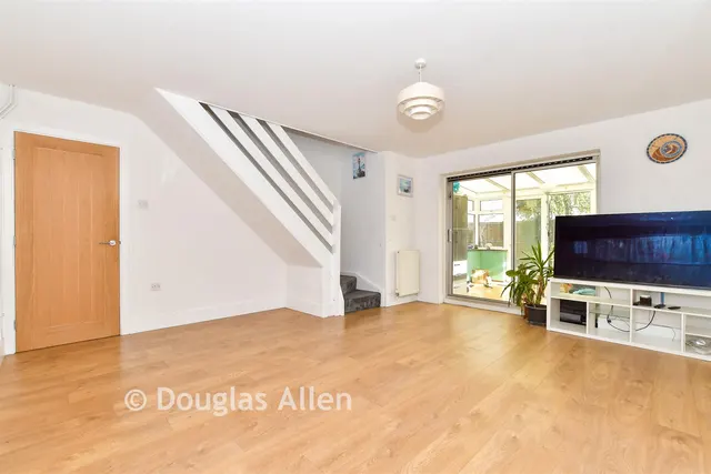 Royal Oak Drive, Wickford, SS11, photo 3