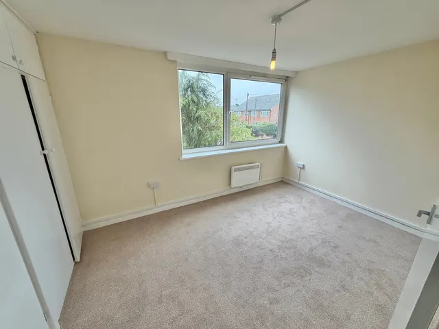 Photo 3 — Eversley Court, Benfleet