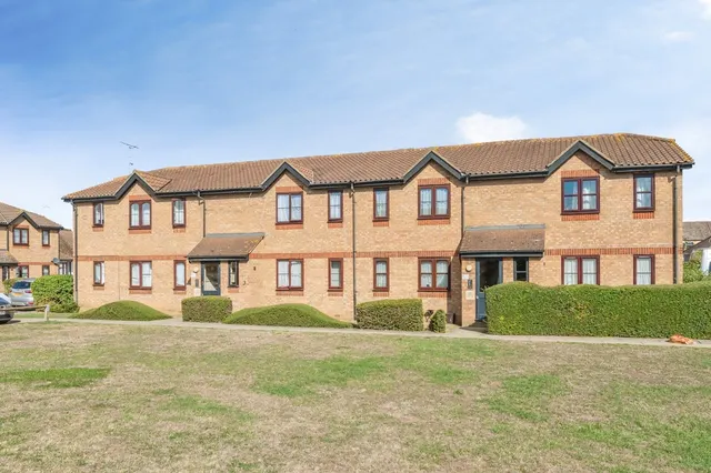 Ferro Road, Rainham, RM13, photo 1