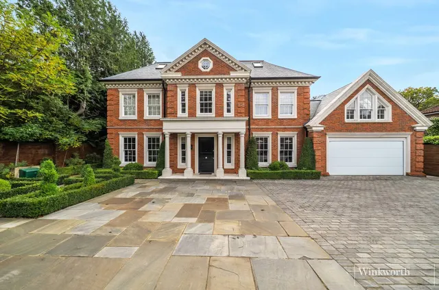 Monks Road, Wentworth Estate, GU25, photo 1