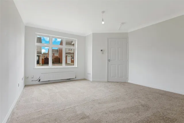 Photo 2 — Ashmore Avenue, Blackwood, Lanark, South Lanarkshire, ML11