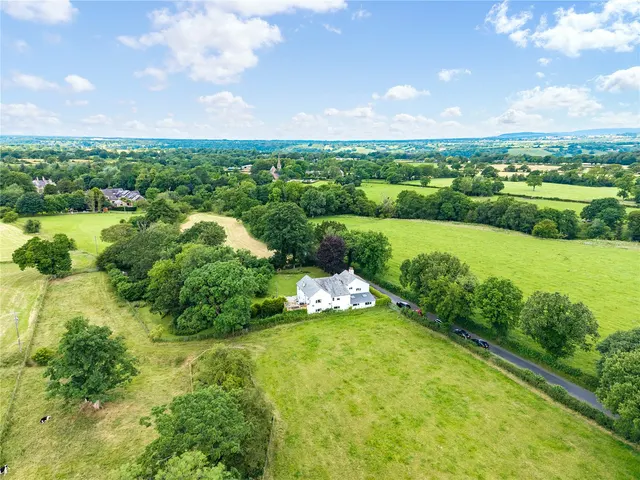 Commons Lane, Balderstone, photo 3