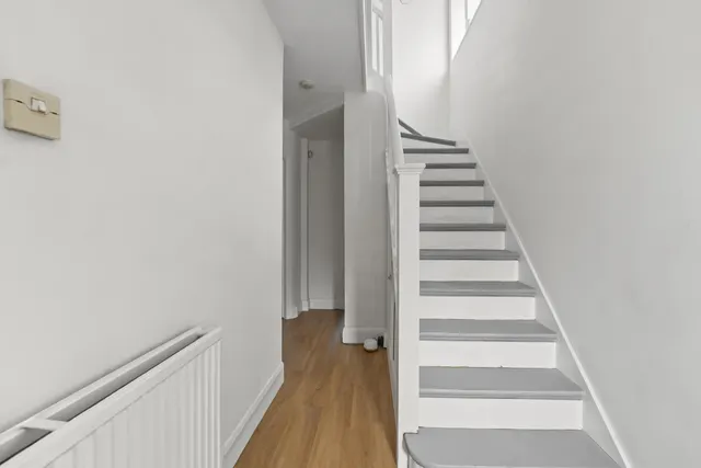 Woodgrange Avenue, Enfield, EN1, photo 2