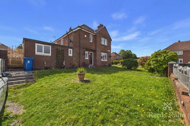 Ambleside, Wigan, WN5, photo 2