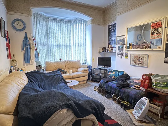 Abbey Hills Road, Oldham, OL8, photo 2