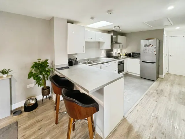 Photo 3 — Coltsfoot Way, Basingstoke, Basingstoke, RG23 7FH