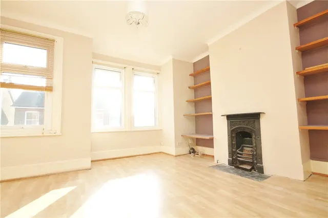 Green Lane, Hanwell, W7, photo 1