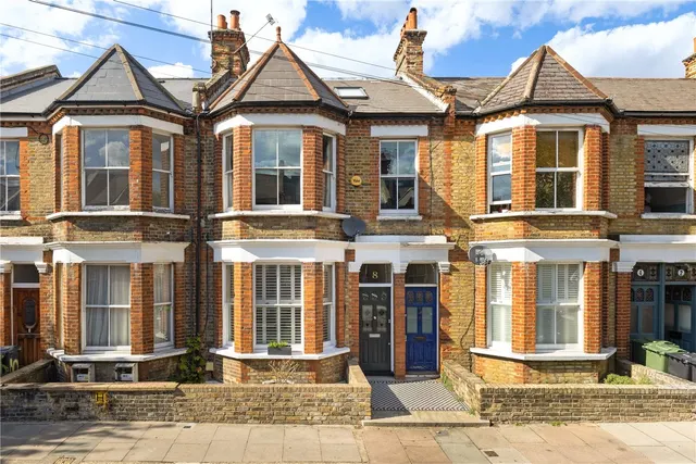 Venn Street, London, UK, SW4, photo 1
