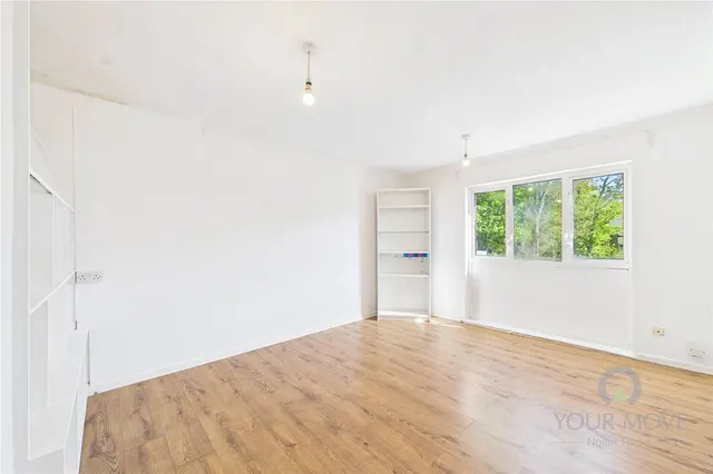 Nethermead Court, Lings, NN3, photo 3