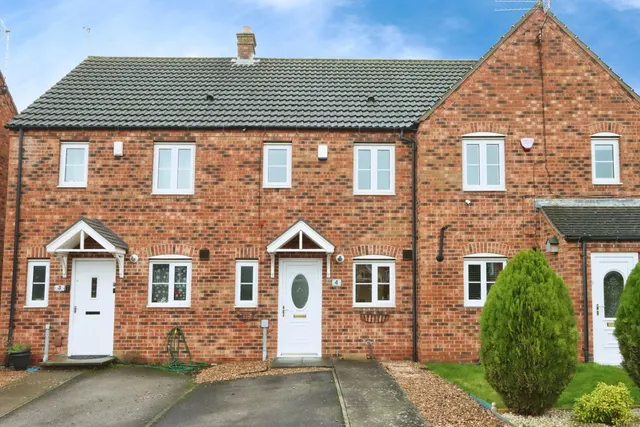 Photo 3 — Bassledene Court, Sheffield, South Yorkshire, S2