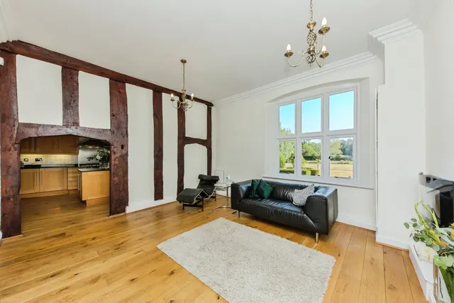 Photo 3 — Vale Royal Drive, Northwich, Cheshire, CW8