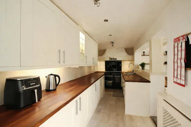 Mount Road, Brixham, TQ5, photo 3