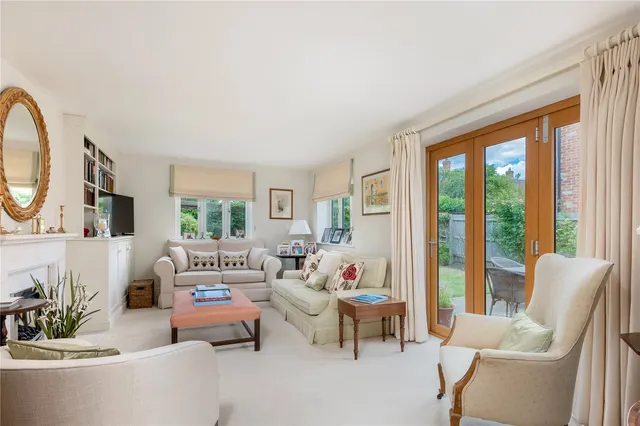 Earls Close, Deddington, OX15, photo 2