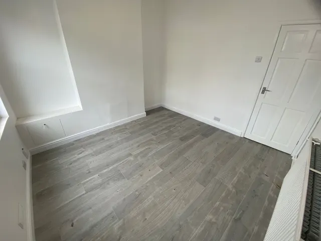 Radford Avenue, Kidderminster, DY10, photo 3
