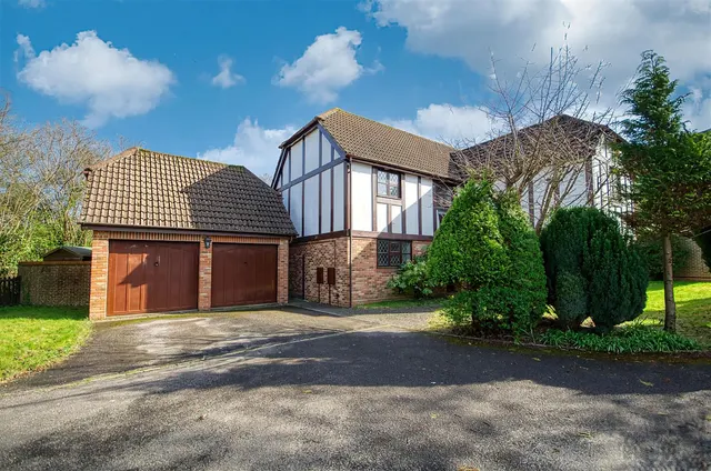 Hornbeam Gardens, West End, Southampton, SO30 3RD, photo 1
