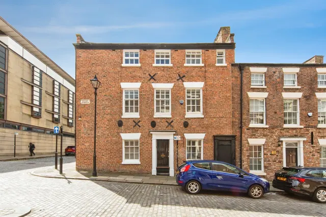 Mount Street, Liverpool, photo 1