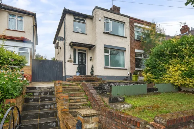Photo 3 — Warland Road, SE18