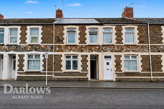 Whitchurch Place, Cardiff, photo 1