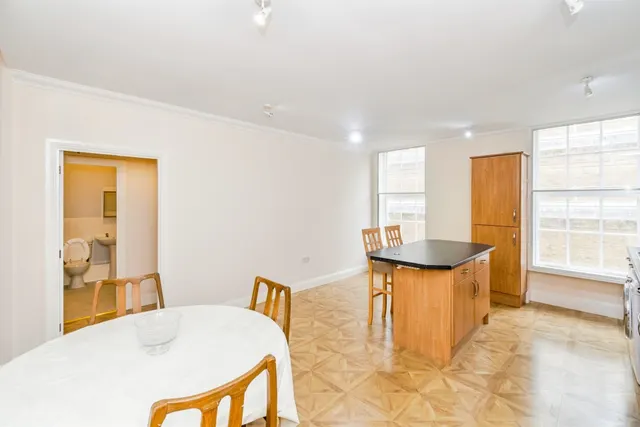 Photo 2 — Portland Terrace, Southampton