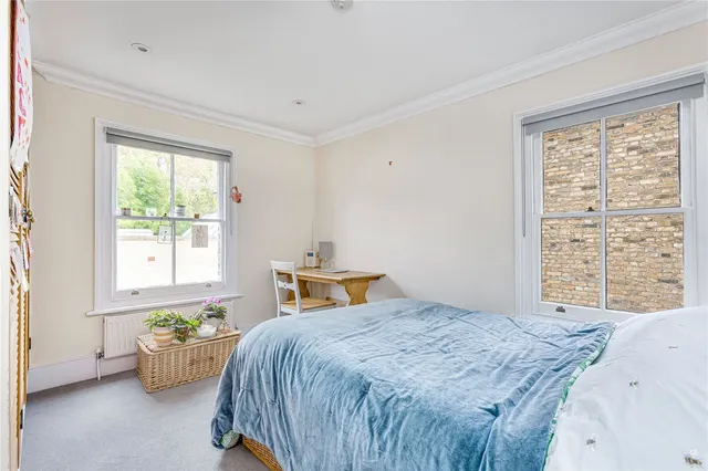 Rosenau Road, London, SW11, photo 3