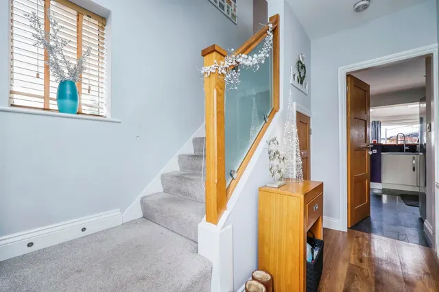 Tansley Avenue, Stanley Common, DE7, photo 3