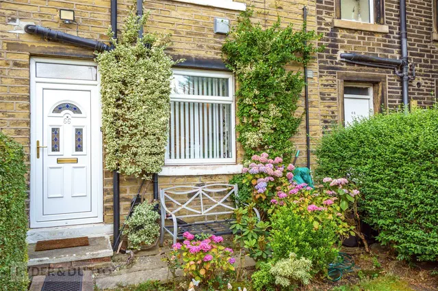 Fartown Green Road, Huddersfield, HD2, photo 1