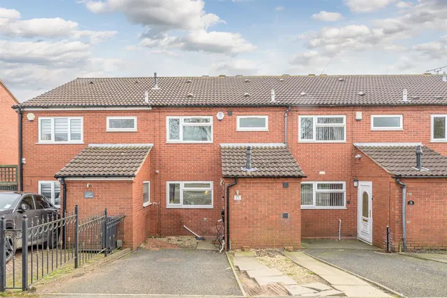 Bromley, Brierley Hill, DY5 4PJ, photo 1