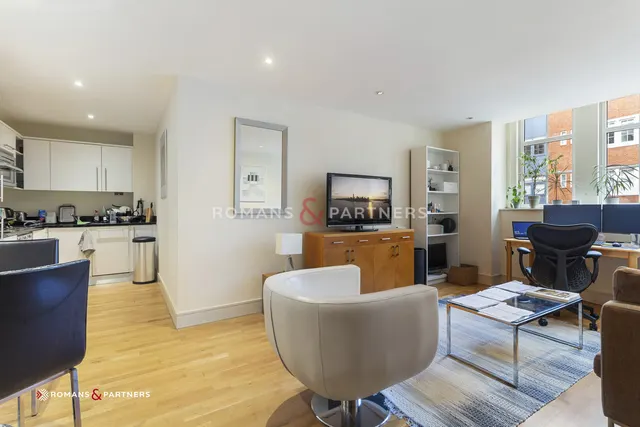 Romney House, Westminster, SW1P, photo 1