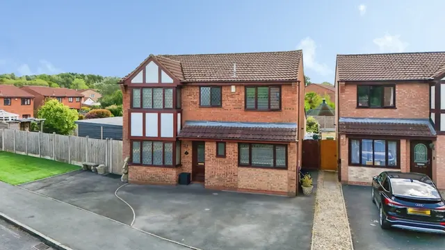 Great Croft, The Rock, Telford TF3 5DS, photo 1