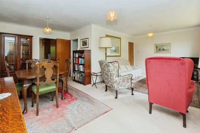 Langdon Avenue, Aylesbury, HP21, photo 3