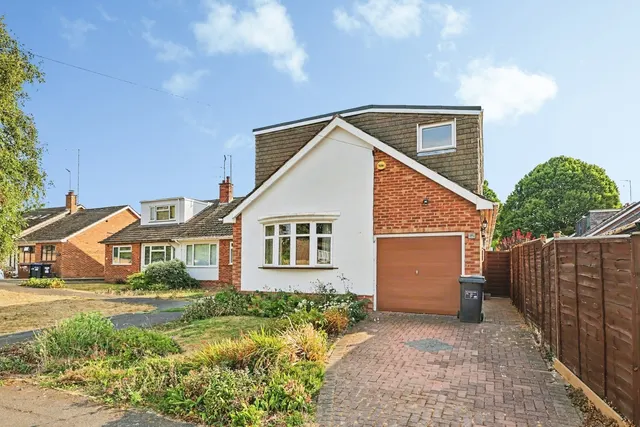Oakleigh Drive, NORTHAMPTON, Northamptonshire, NN5, photo 1