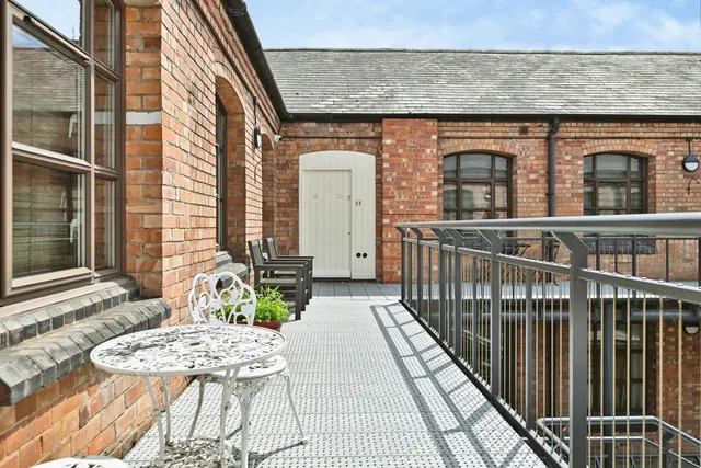 Radford Road, NOTTINGHAM, Nottinghamshire, NG7, photo 1