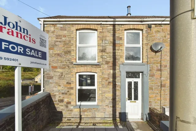 Ammanford Road, Tycroes, SA18, photo 2