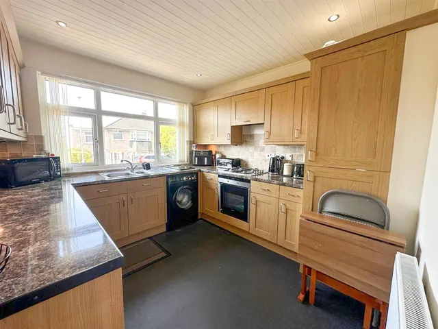 Photo 3 — Aireville Drive, Silsden, BD20 0HU