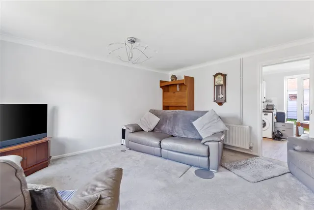 Kensington Road, Chichester, PO19, photo 2