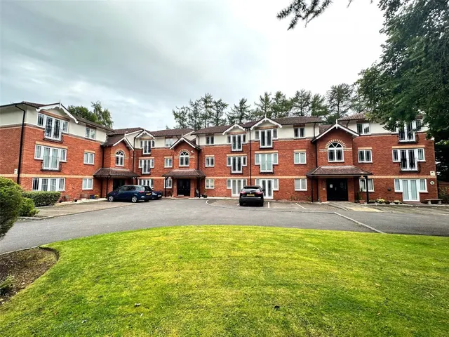 Kendal Road, Macclesfield, SK11, photo 1