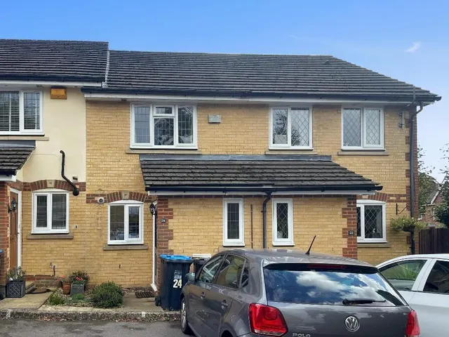 Gwynne Road, Caterham, photo 1