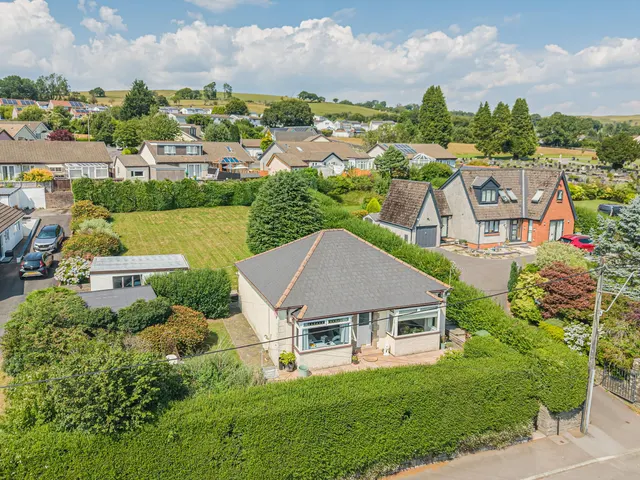 Brynna Road, Brynna, CF72, photo 1