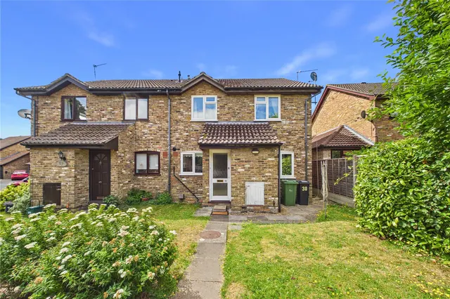 Sorrells Close, Chineham, RG24, photo 1