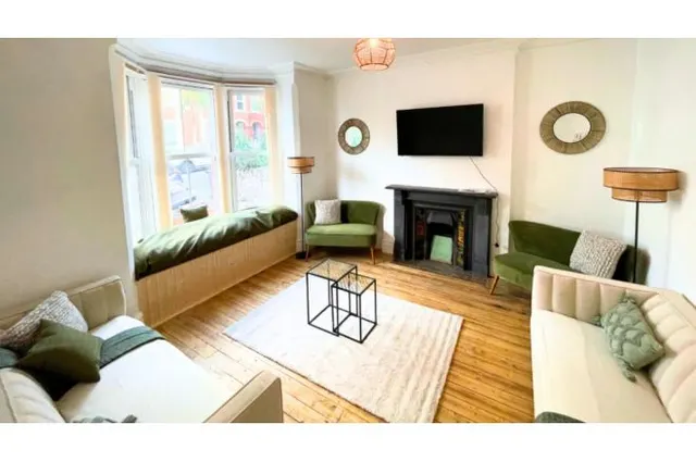 Hawarden Road, Colwyn Bay, LL29, photo 2