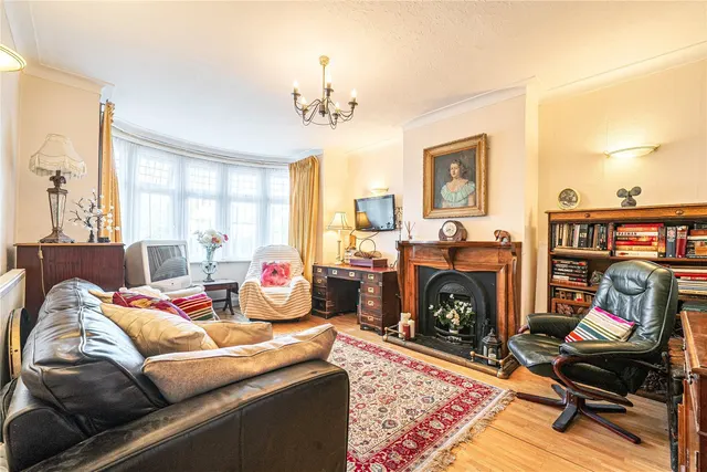 Photo 2 — Hawes Lane, West Wickham, BR4