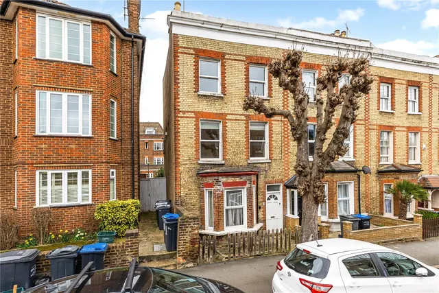 Photo 2 — Tabor Grove, London, SW19