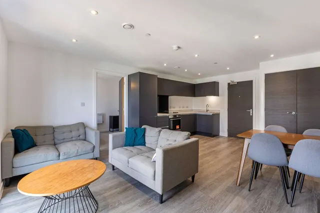 Woden Street, Salford, M5, photo 2