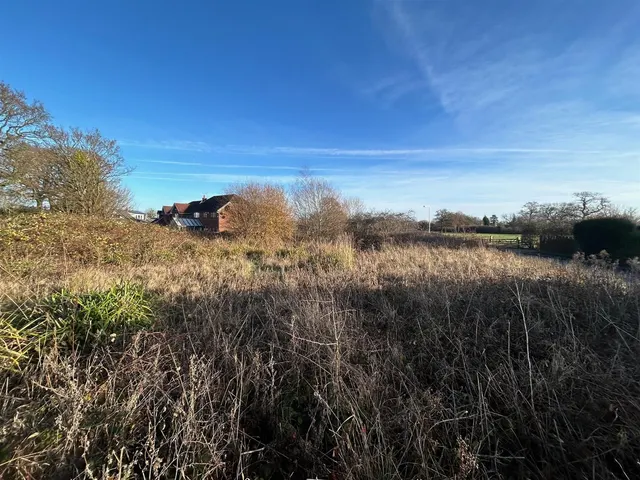 Bolshaw Farm Lane, Heald Green, photo 3