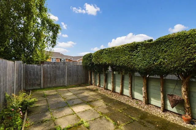 Photo 3 — Belle Vue, Nuneaton, Warwickshire, CV10 7NP